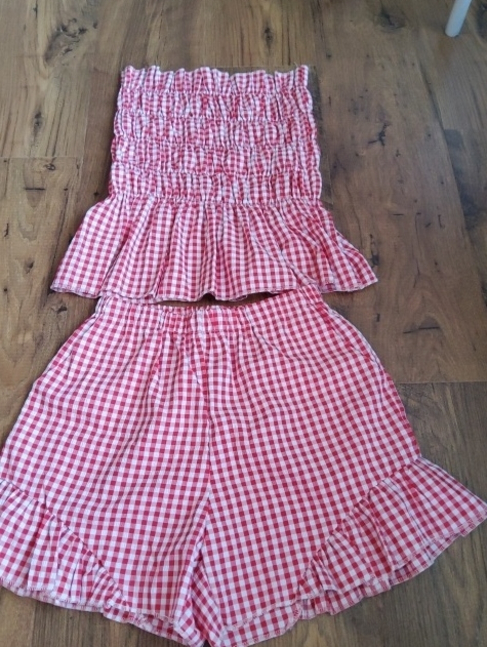 Ladies Medium Gingham Strapless Top & Shorts Set Pockets Ruffles